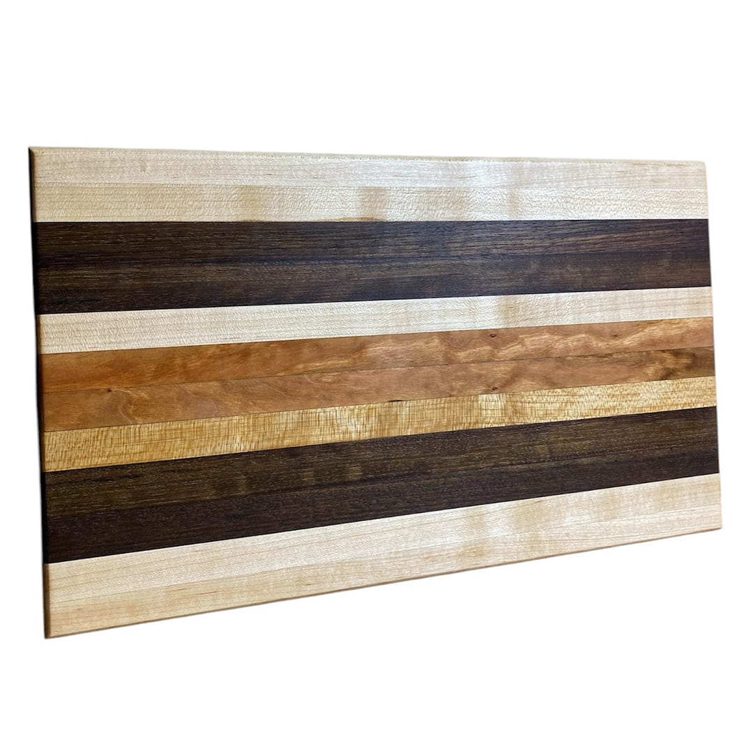 Edge Grain Hardwood Cutting Board – 16” x 10” x 1” (Maple, Cherry, Peruvian Walnut)