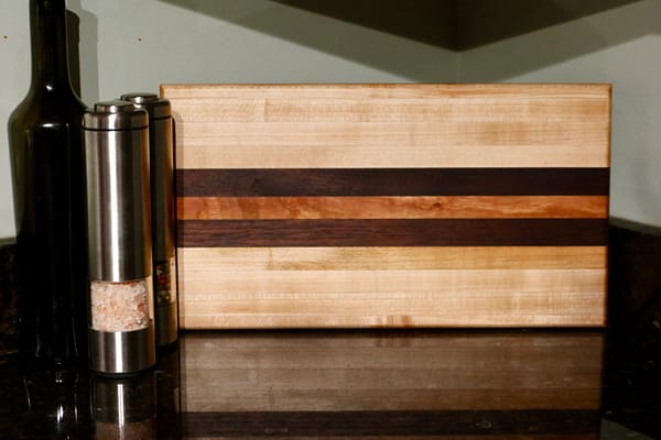 img_1359-2 Edge Grain Hardwood Cutting Board β 15β x 8β x 1β (Maple, Cherry, Peruvian Walnut)